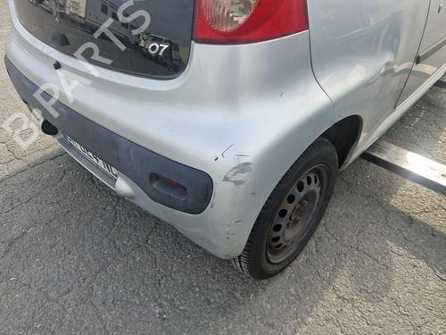 Left front door PEUGEOT 107 (PM_, PN_) 1.4 HDi | BP28610353C2 