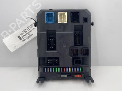 Used Fuse box CITROËN C3 II (SC_) 1.4 HDi 70 (SC8HZC, SC8HR0, SC8HP4) (68 hp) 32016940