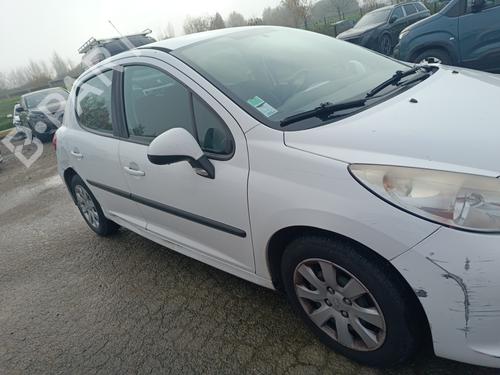 Fuse box PEUGEOT 207 (WA_, WC_) 1.4 HDi | BP25602835E1 