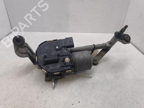 Used Front wiper motor VW GOLF PLUS V (5M1, 521) 1.6 TDI (105 hp) 32382896