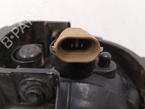 Right front fog light KIA SORENTO I (JC) 2.5 CRDi 4WD | BP22826603C31 
