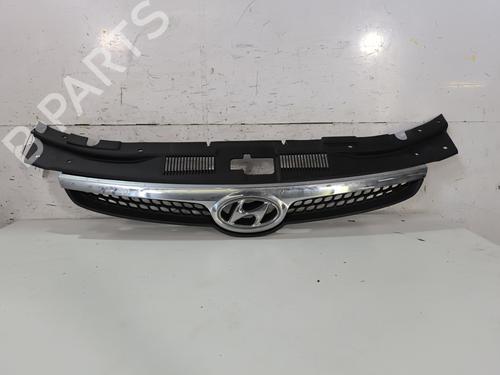 Used Grille HYUNDAI i30 (FD) 1.6 CRDi (90 hp) 27618975