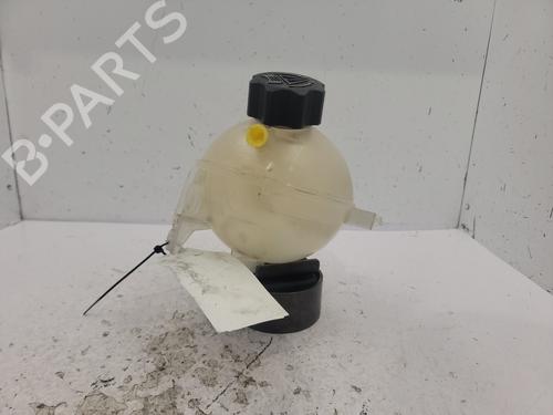 Used Expansion tank PEUGEOT 5008 (0U_, 0E_) 1.6 HDi (110 hp) 25700519