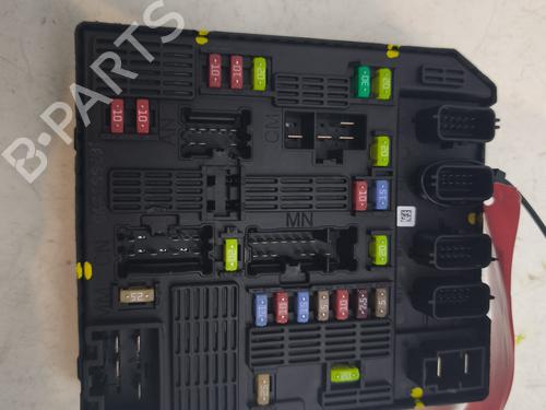 Used Electronic module RENAULT SCÉNIC III (JZ0/1_) 1.9 dCi (JZ0J, JZ1J, JZ1K, JZ1S) (131 hp) 27238152