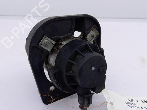 Used Right front fog light Right front fog light LANCIA YPSILON (843_) 1.3 D Multijet (843.AXF11, 843.AXF1A, 843.AXM11,... (75 hp) 22815787 22815787