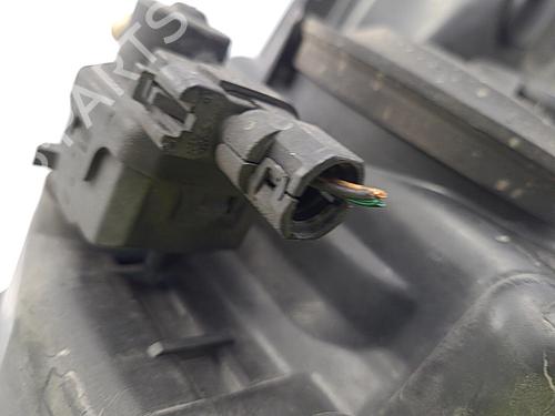 Used Right headlight Right headlight RENAULT ESPACE IV (JK0/1_) 2.2 dCi (JK0H) (150 hp) 22828337 22828337