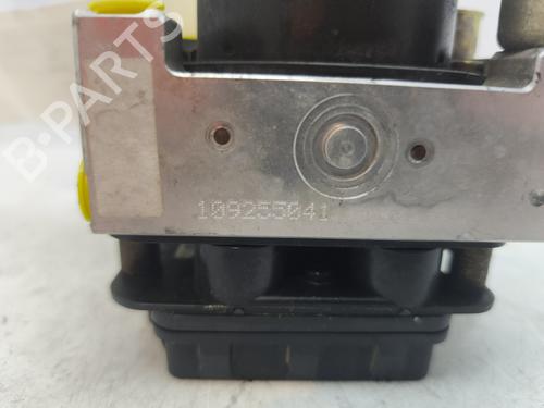 Used ABS pump ABS pump DAIHATSU CUORE VI (L251, L250_, L260_) 1.0 (58 hp) 28823889 28823889