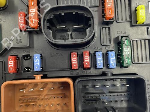 Fuse box CITROËN C2 (JM_) 1.4 HDi | BP22828479E1 