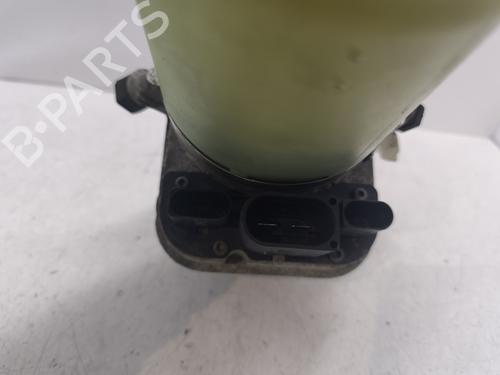 Used Steering pump Steering pump VW POLO V (6R1, 6C1) 1.6 TDI (90 hp) 33688099 33688099