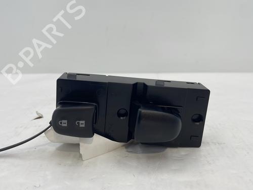 right-front-window-switch-nissan-juke-f15-2010-2011-2012-2013-2014-2015-2016-2017-2018-2019-34260042 main image