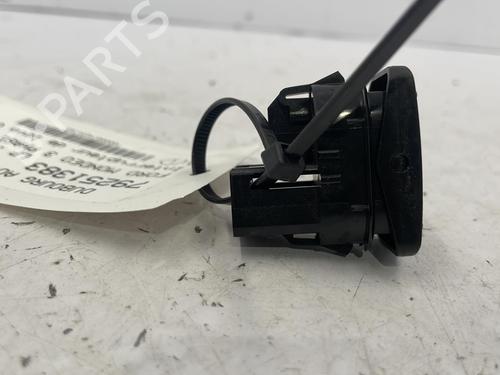 Used Right front window switch Right front window switch FORD MONDEO IV (BA7) 2.0 TDCi (140 hp) 22830723 22830723