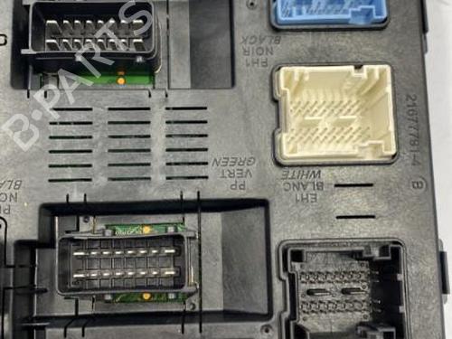 Used Fuse box PEUGEOT 307 (3A/C) 1.6 HDi 110 (109 hp) 22832827