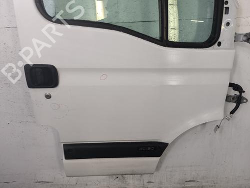 Used Right front door Right front door RENAULT MASTER II Bus (JD) 2.2 dCI 90 (JD0G, JD0N, JD1N) (90 hp) 31923689 31923689