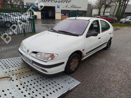 Brugte RENAULT MEGANE I (BA0/1_) 1.4 e (BA0E, BA0V) (75 hp) 4432240