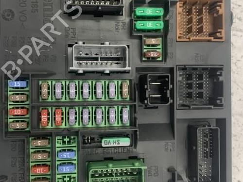 Used Fuse box Fuse box PEUGEOT 308 II (LB_, LP_, LW_, LH_, L3_) 2.0 BlueHDi 150 (150 hp) 22831967 22831967