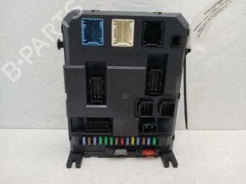 fuse-box-citroen-c3-ii-sc_-2009-31581468 main image