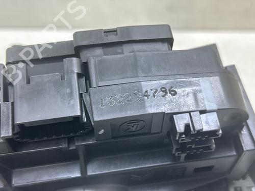 Used Steering column stalk Steering column stalk CITROËN C3 III Van (SX_, SY_) BlueHDi 100 (102 hp) 39979034 39979034