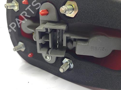 Used Left taillight Left taillight ALFA ROMEO 147 (937_) 1.9 JTDM 8V (937.AXD1A, 937.AXU1A, 937.BXU1A) (120 hp) 22819529 22819529