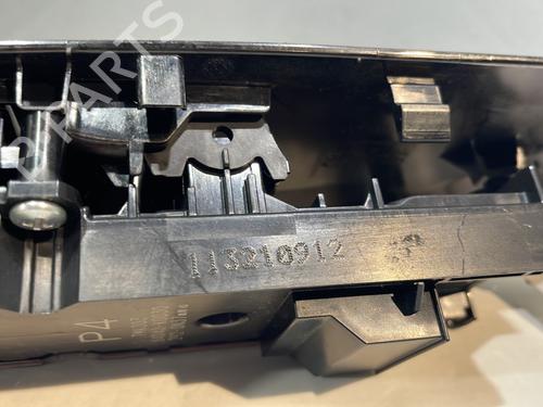 Used Left front window switch Left front window switch TOYOTA YARIS (_P21_, _PA1_, _PH1_) 1.5 Hybrid (MXPH10, MXPH11) (116 hp) 30497377 30497377