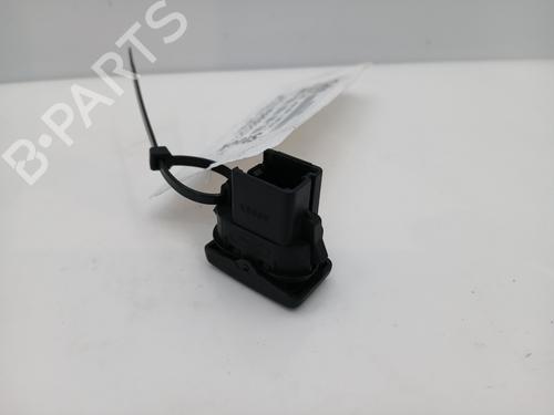 Used Right front window switch Right front window switch FORD FOCUS C-MAX (DM2) 1.6 TDCi (109 hp) 34556411 34556411