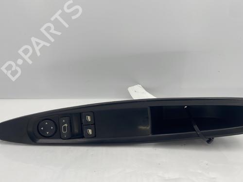 Used Left front window switch CITROËN C4 I (LC_) 1.6 16V (109 hp) 31143741