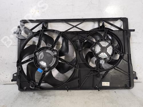 Used Radiator fan NISSAN NV300 Van (X82) [2016-2025]  26130583