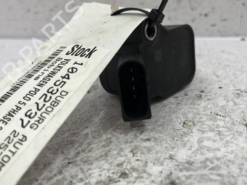 Used Ignition coil Ignition coil VW POLO V (6R1, 6C1) 1.2 TSI 16V (90 hp) 25120776 25120776