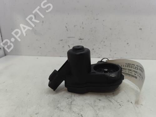 Used Electric handbrake RENAULT SCÉNIC III (JZ0/1_) 1.5 dCi (110 hp) 29079546