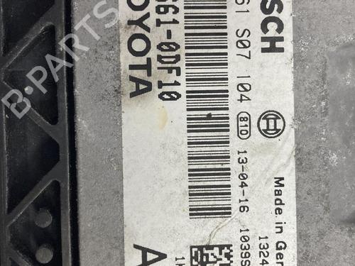Used Control unit TOYOTA YARIS (_P13_) 1.0 (KSP130_, KSP130) (69 hp) 22816915