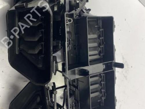 Used Air vent PEUGEOT 2008 II (UD_, US_, UY_, UJ_, UR_, UC_) 1.2 PureTech 130 (USHNS, URHNS) (130 hp) 22841806