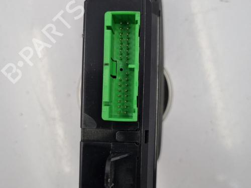 Used Switch Switch VOLVO S60 I (384) 2.4 D (130 hp) 33748234 33748234