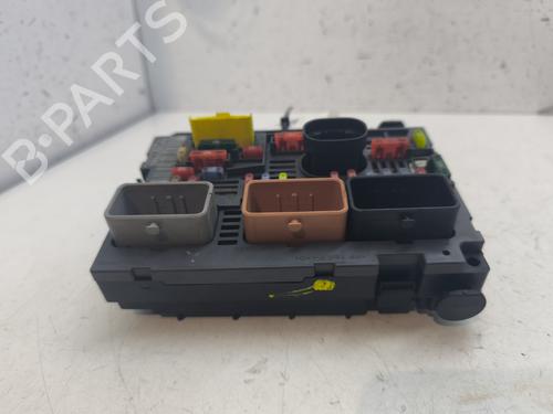 Fuse box CITROËN C4 Picasso I MPV (UD_) 1.6 HDi 110 | BP27486957E1 