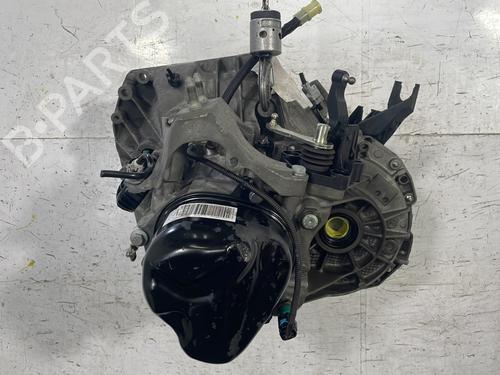 gearbox-dacia-sandero-ii-2012-25880966 main image
