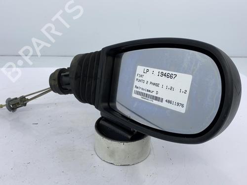 Used Right mirror FIAT PUNTO (188_) 1.2 60 (188.030, .050, .130, .150, .230, .250) (60 hp) 22815971