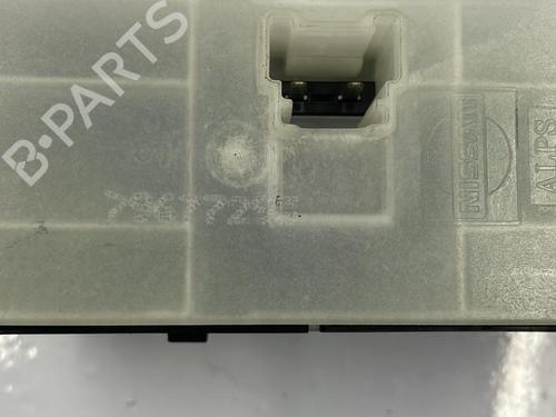 Used Switch Switch NISSAN NOTE (E11, NE11) 1.5 dCi (68 hp) 22830978 22830978
