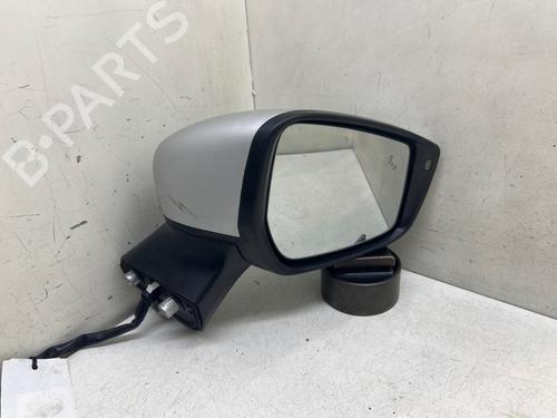 right-mirror-nissan-note-e12-2012-40077767 main image
