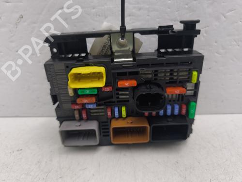 Used Fuse box CITROËN C5 III Break (RW_) 2.7 HDi (204 hp) 31090809