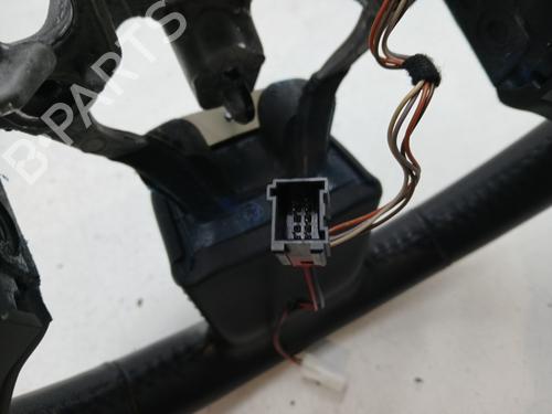 Used Steering wheel Steering wheel FIAT 500L (351_, 352_) 1.3 D Multijet (199.LYM11, 199.LYM1A) (95 hp) 34260496 34260496