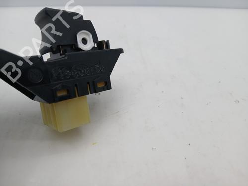 Right rear window switch KIA STONIC (YB) 1.0 T-GDi Eco-Dynamics+ | BP35961038I28 - Image 4