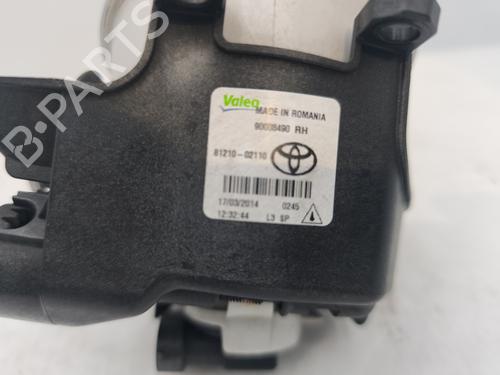 Right front fog light TOYOTA YARIS (_P13_) 1.3 (NSP130_, NSP130) | BP32382835C31
