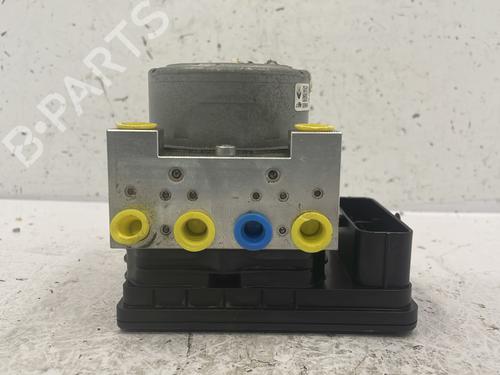 abs-pump-renault-megane-iv-hatchback-b9amn_-2015-25603071 main image