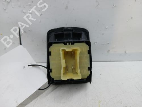Used Left front window switch DACIA DOKKER Box Body/MPV 1.2 TCe 115 (FEM0) (114 hp) 29925523