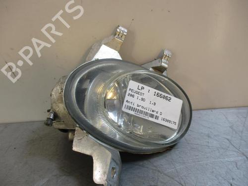 Used Right front fog light PEUGEOT 206 Hatchback (2A/C) 1.9 D (69 hp) 22812669