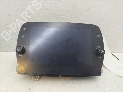 Used Radio FIAT 500 (312_) 1.2 (312AXA1A) (69 hp) 31948055