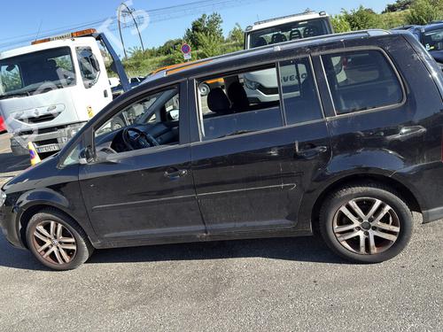 Left front fog light VW TOURAN (1T1, 1T2) 1.9 TDI | BP26911518C30 