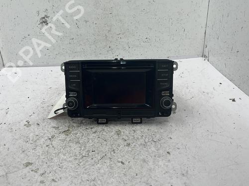 Used Radio VW POLO V (6R1, 6C1) 1.2 TSI 16V (90 hp) 25120781