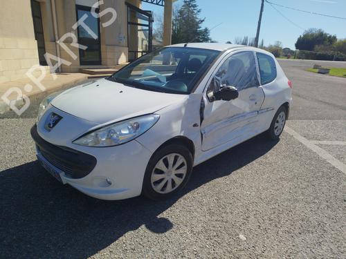 Brugte PEUGEOT 206+ (2L_, 2M_)  1.4 HDi eco 70  4618514