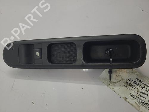 Used Right front window switch PEUGEOT 5008 (0U_, 0E_) 1.6 HDi (114 hp) 22822190