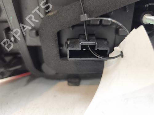 right-taillight-dacia-sandero-ii-2012-37660778 main image