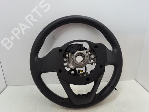 steering-wheel-toyota-yaris-_p21_-_pa1_-_ph1_-2020-30497380 main image